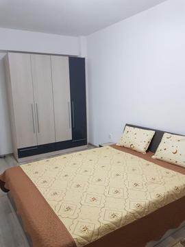 Închiriez apartament cu 3 camere decomandat în