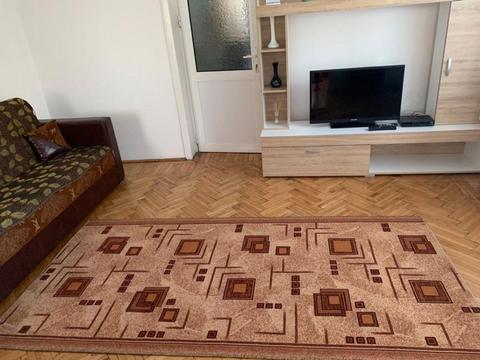 Apartament 3 camere, , zona centrala(mobilat si utilat)