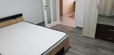 Central- 3 camere mobilate, pret 300 Euro/luna!