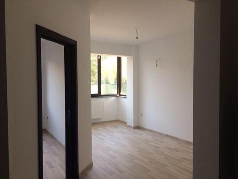 Inchiriez apartament 2 camere, zona A