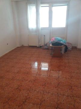 Vand apartament decomandat 3 camere