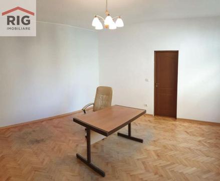 Apartament 2 camere pe Bulevardul Revolutiei