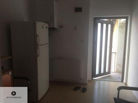 Inchiriez apartament 2 camere, ID: 8188i