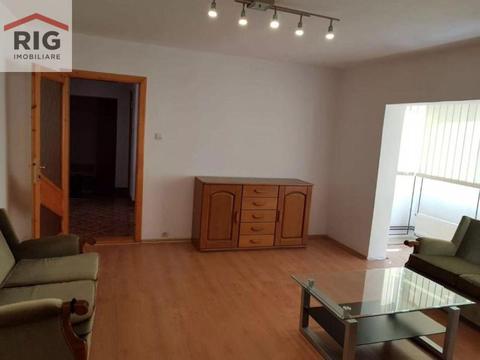 Apartament 3 camere de inchiriat in zona Confectii