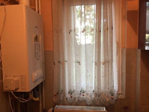 Închiriez apartament 3 camere zona Lebăda (în spate la Hotel Queen)