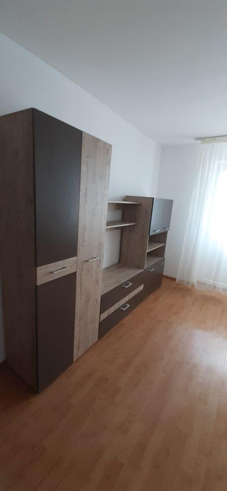 Apartament 2 camere, decomandat, micro 14