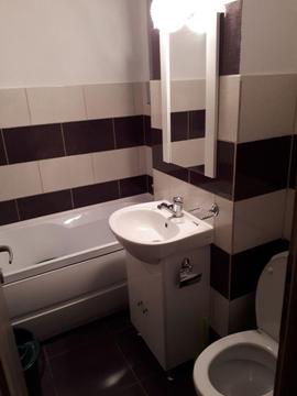 Închiriez apartament cu două camere zona Zahana