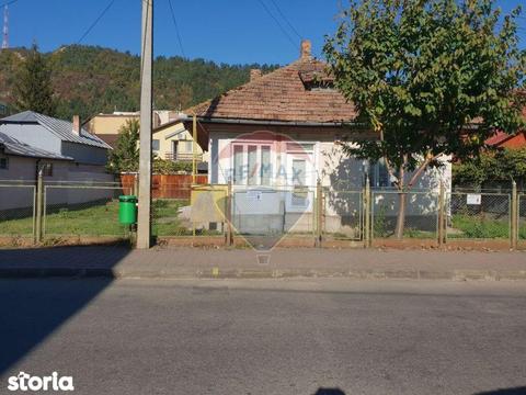 Casa si teren zona Maratei