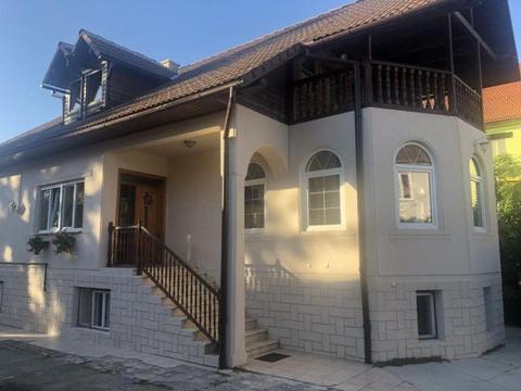 Casa singur in curte 500 mp teren Nicolae Iorga zona Rezidențiala