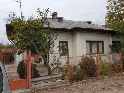Vânzare casă de caramidă şi teren (477mp) în Drăgăneşti-Vlaşca