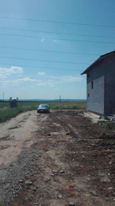 Strada Craiovei,Albești,lângă cartierul de vile