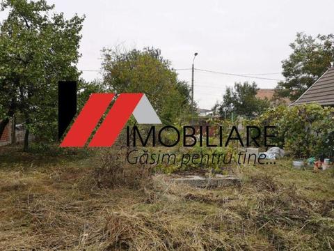 Mehala - Teren 600 mp cu casa modesta(posibilitate demolare) + utilit