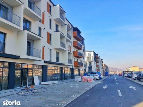 Spatiu comercial - 93 mp - Vitrina la strada - Zona cu populatie densa