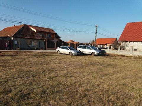 Vand teren intravilan Zimand Cuz