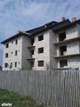 ID 7040: Depozite si teren - Bainet, Com