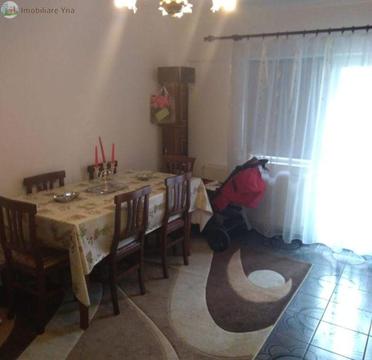 Apartament 2 camere decomandate, etaj 1, Zona Carpati II