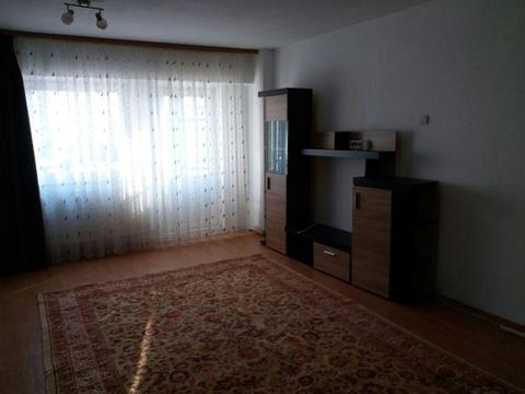 Proprietar,inchiriez apartament 3 camere,zona centrala