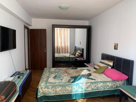 Apartament de inchiriat