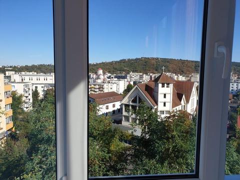 Închiriez apartament cu 2 camere ,Tudor,str. Transilvaniei