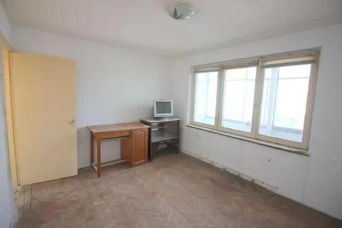 Apartament 2 decomandate,51 mp, zona Cornisa