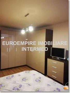 Apartament cu 3 camere zona Primo