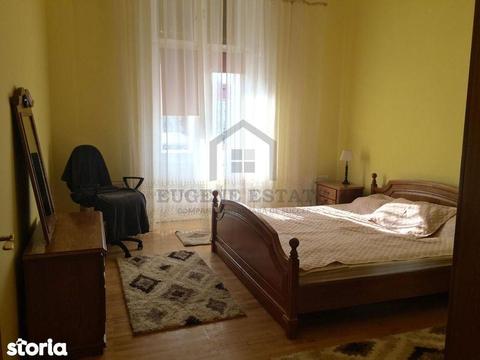 Apartament cu 2 camere, centrala proprie , zona ultracentrala