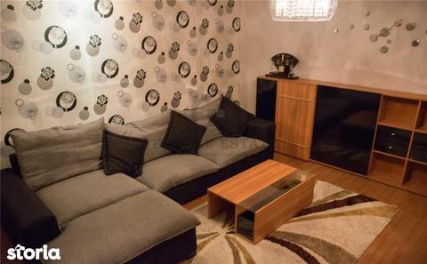 Apartament mobilat lux, decomandat, etaj 1, centrala proprie