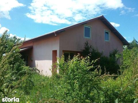 ID:6770: Casa cu 3 camere