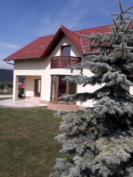 Casă de vânzare