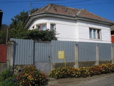 Casa de vanzare in