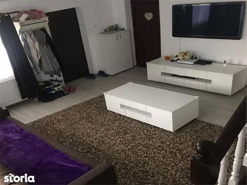 Casa 100 mp, 500 mp,teren,zona Dealul Jelnei,garaj,mobilata\/utilata