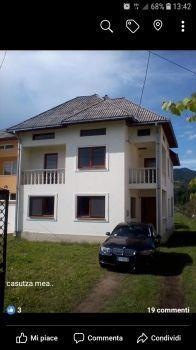 Casă de vânzare