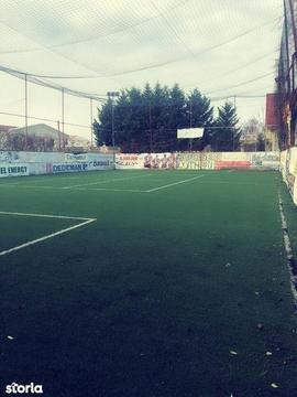 Baza Sportiva/ Teren Sintetic de Fotbal de vânzare in EXCLUSIVITATE