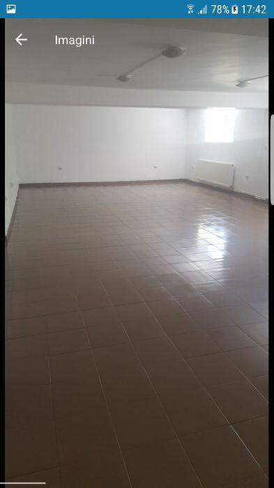 Spatiu comercial de inchiriat/vanzare