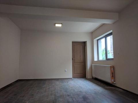 Vand apartament 4 camere zona Parneava - 16801