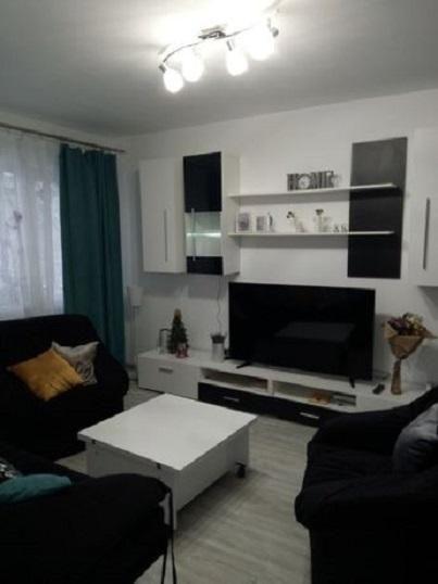 Apartament 2 camere la cheie, Zona Marchian