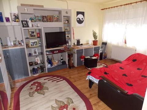 Apartament 2 camere  Zamfirescu colț cu Lalelelor 51mp Decomandat