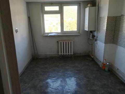 2 Camere, Centru-spital