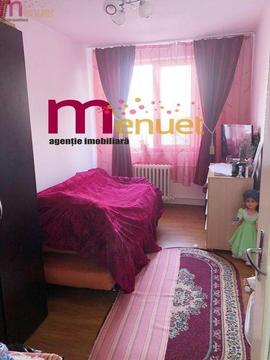 Apartament 2 camere,str. Neptun,al j-uri