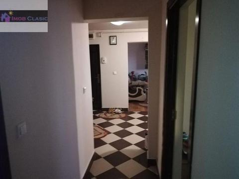 Vanzare Apartament 3 Camere, Micro 4, !