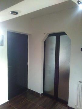 Vand apartament cu doua camere zona sc 11