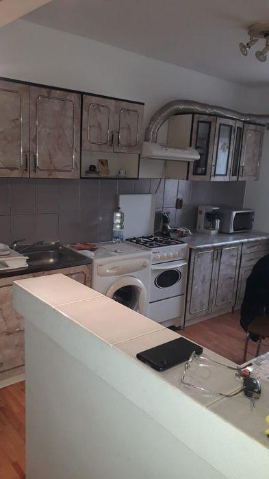 Inchiriez apartament