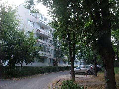 Inchiriez apartament 2 camere semidecomandate, parter cart Grigorescu