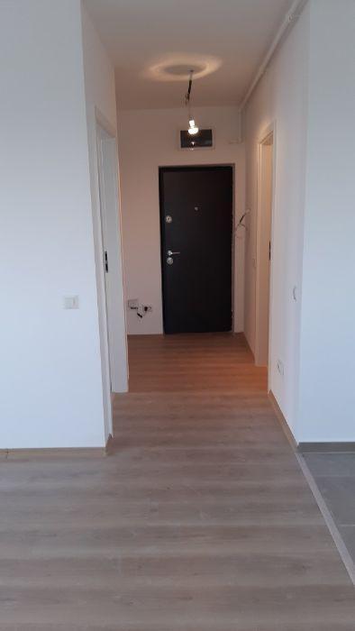 Inchiriez apartament doua camere nemobilat