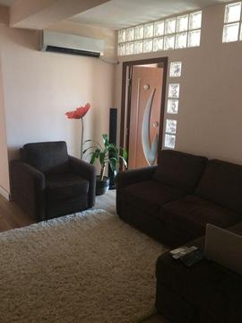 Închiriez apartament 3 camere