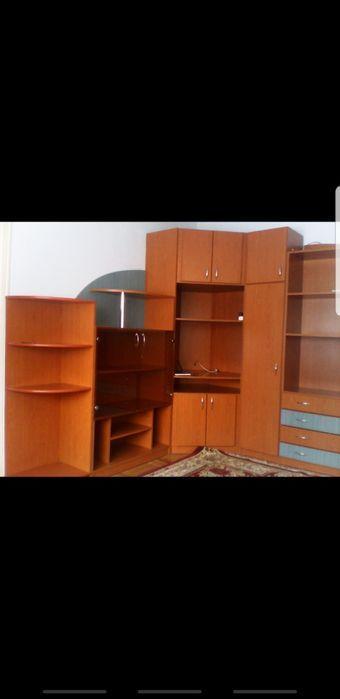 Inchiriez apartament 2 camere in Targu