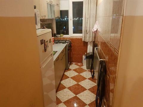 Închiriez apartament zona west Mall mobilat disponibil de la 1 martie