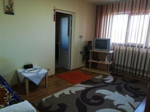 Închiriez apartament 2 camere - 200 euro