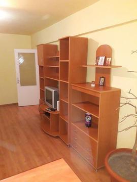 Închiriez apartament 2 camere, 1200 lei neg