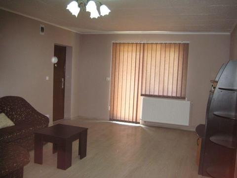 Închiriez apartament in